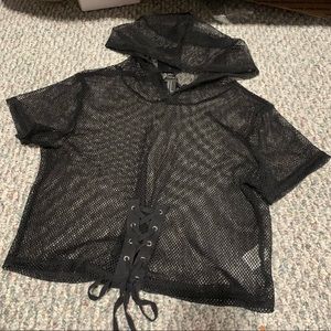 Black hooded fishnet lace up cropped tee